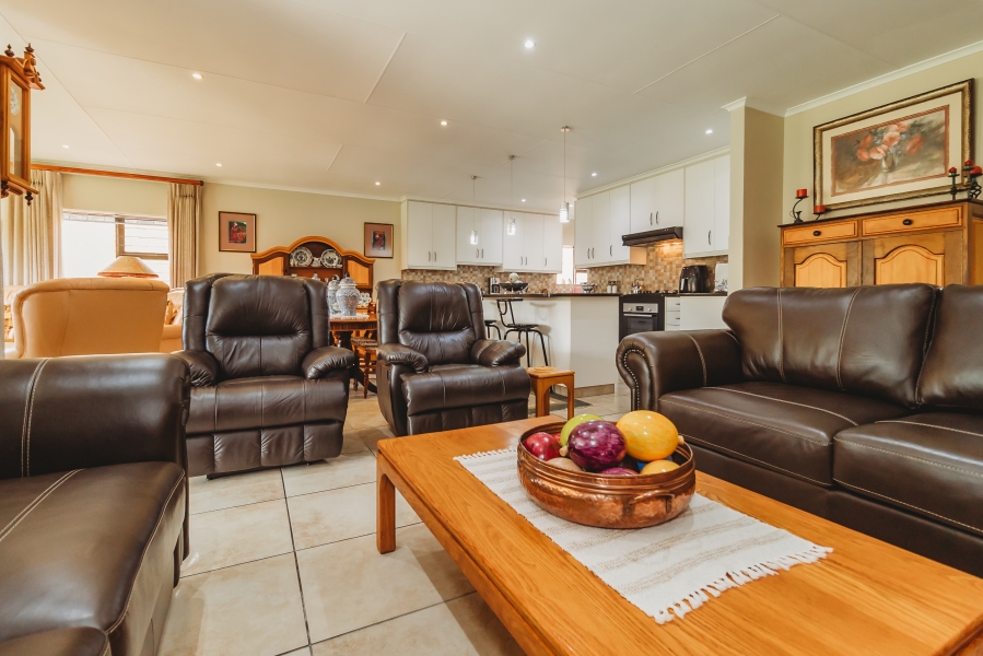 3 Bedroom Property for Sale in Heather Park Western Cape
